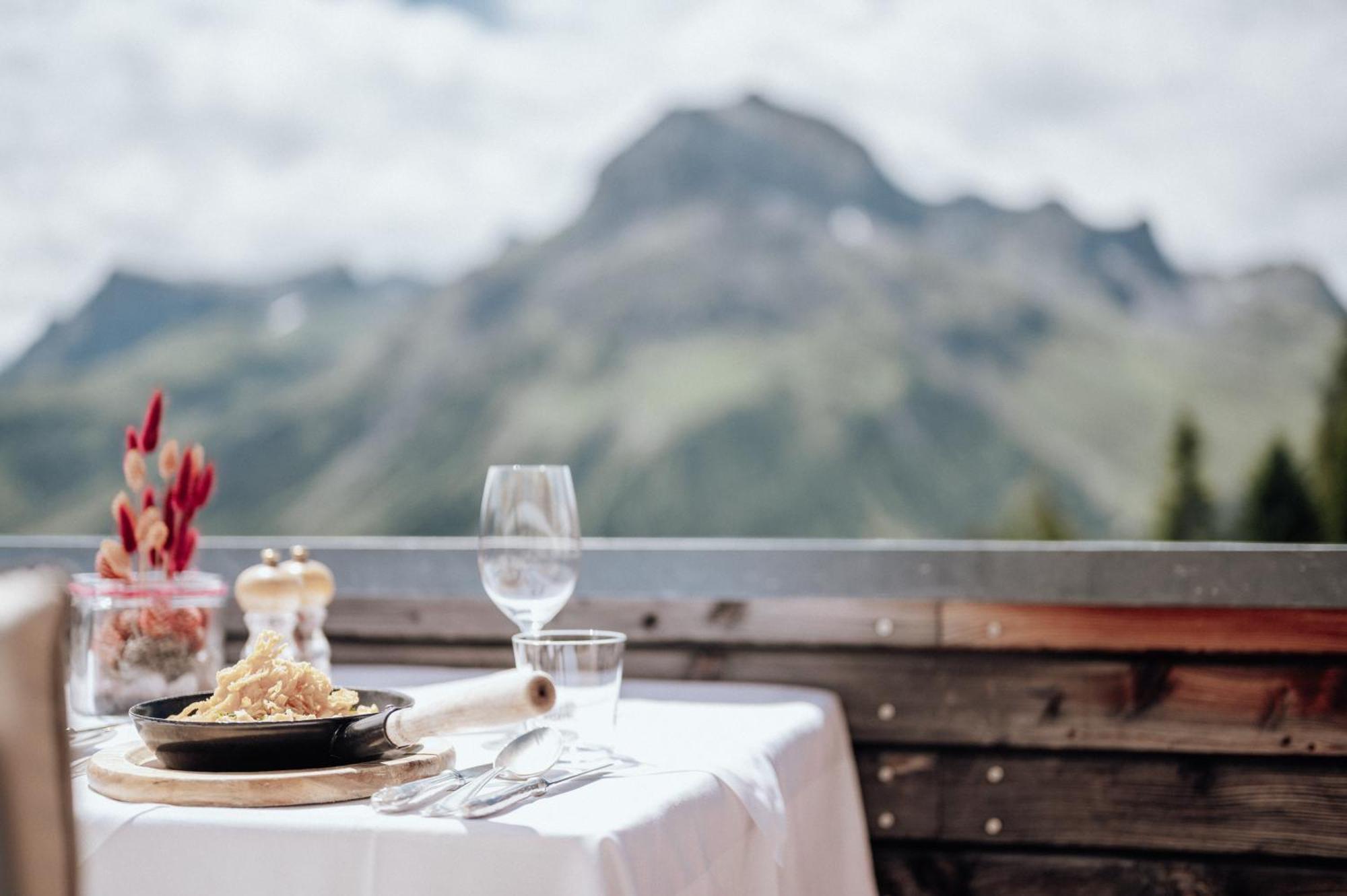 Hotel Goldener Berg Lech am Arlberg Zewnętrze zdjęcie