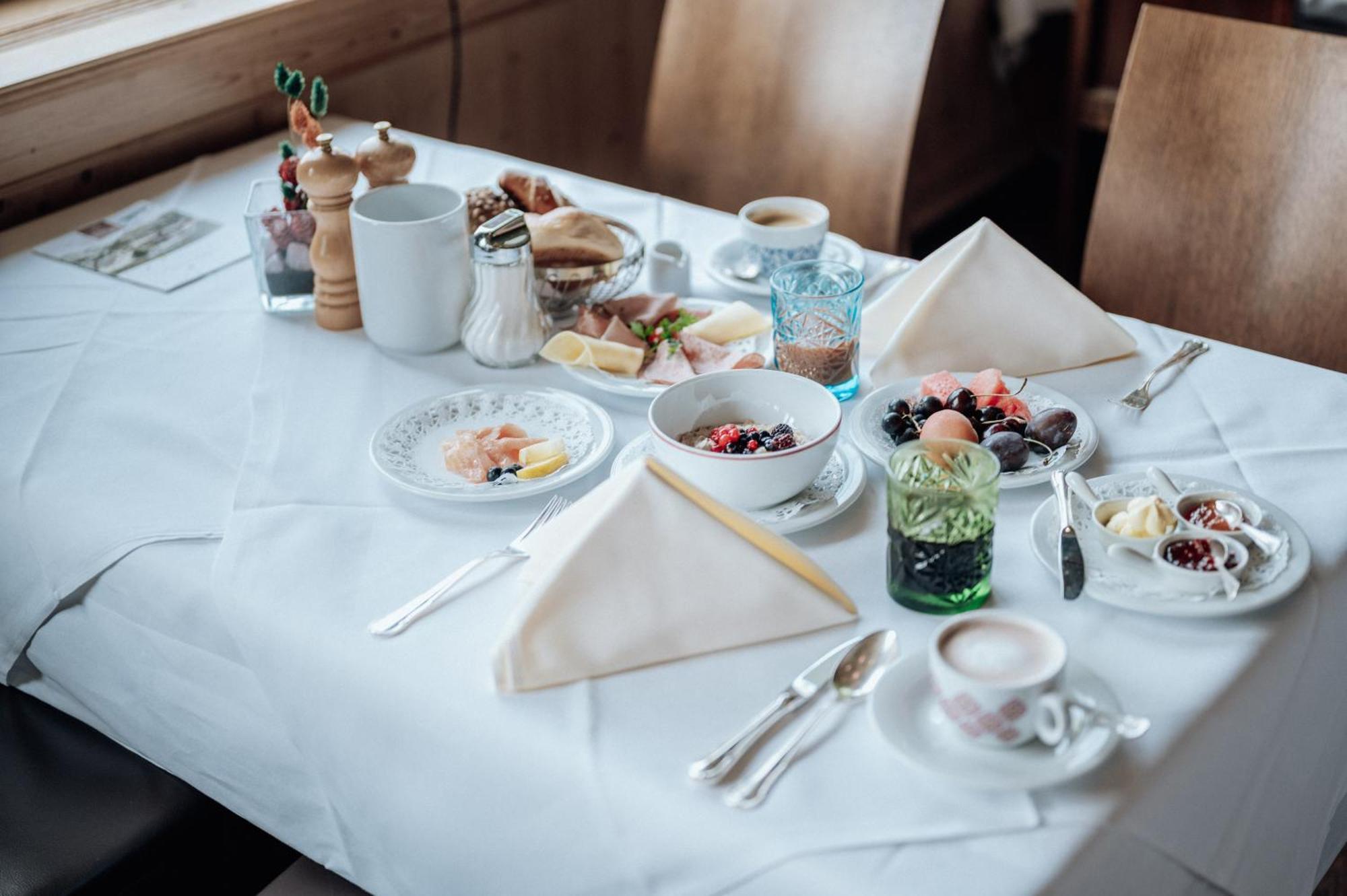 Hotel Goldener Berg Lech am Arlberg Zewnętrze zdjęcie